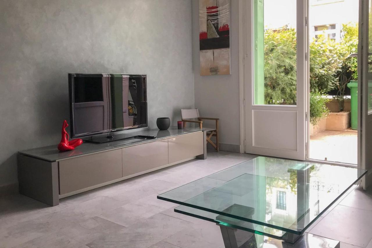 Charming Townhouse With Garden In The City Of Love Paryż Zewnętrze zdjęcie